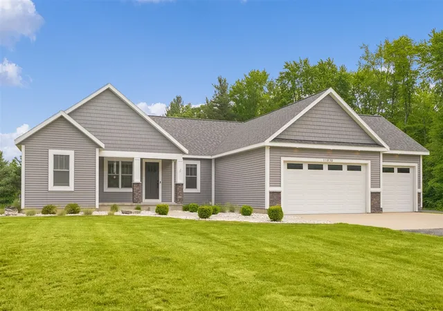Homes for sale in West Olive, MI | 11839 Fillmore St, West Olive, MI 49460 | MLS# 70537887