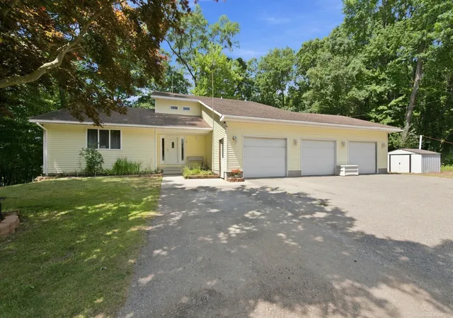 Photo 1 of Single family home for sale at 11490 Ely Rd, Davisburg, MI 48350 | MLS# 50217913 | Listing updated on 2026-08-10