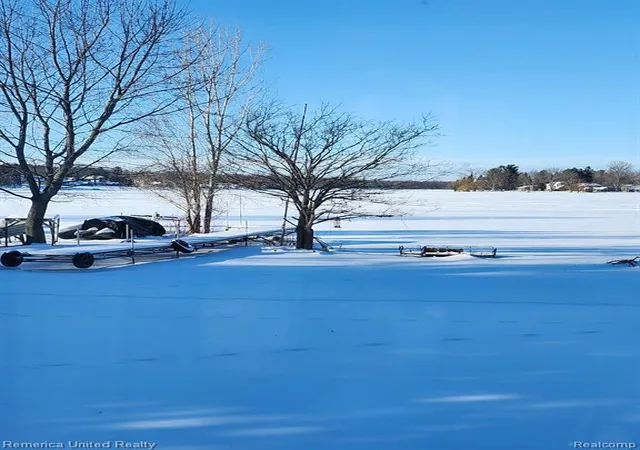29th image of 12035 Read Rd, Fenton, MI 48430 9541 | MLS# 61022966