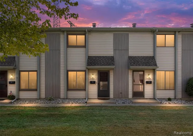 Condo for sale at 2547 Samoset Rd, Royal Oak, MI 48073 1766 | MLS# 61025650