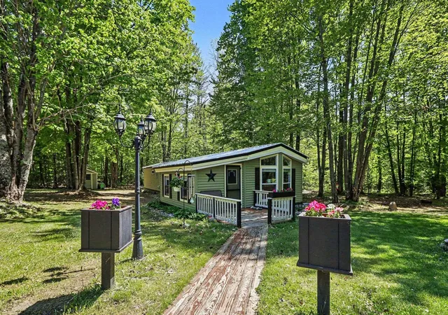 Homes for sale in East Jordan, MI | 3523 Mt Bliss Rd, East Jordan, MI 49727 | MLS# 80068999