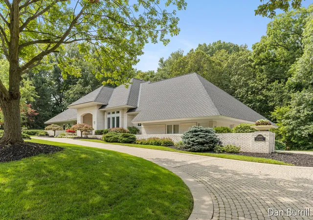 Photo 3 of Single family home for sale at 5999 Hillsborough Ct, Grandville, MI 49418 | MLS# 70553491 | Listing updated on 2026-09-16