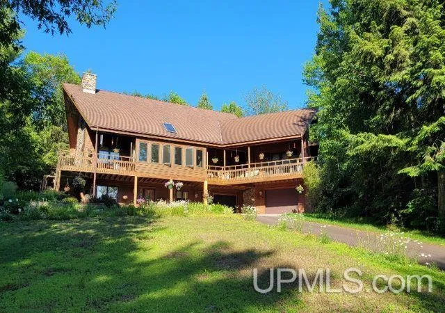Homes for sale in Ontonagon, MI | 40378 Superior Ln, Ontonagon, MI 49953 | MLS# 50144210