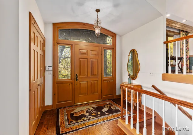 5th image of 610 Cascade Hills Holw, Grand Rapids, MI 49546 | MLS# 70437157