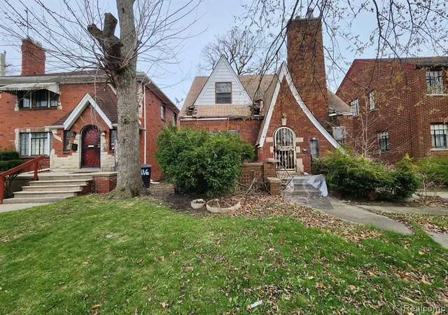 Homes for sale in Detroit, MI | 5108 Grayton St, Detroit, MI 48224 | MLS# 60383548