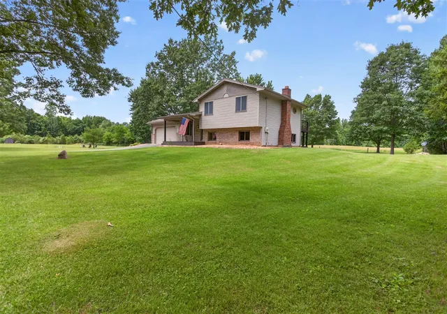 Homes for sale in Brooklyn, MI | 14520 Wheaton Rd, Brooklyn, MI 49230 | MLS# 70542006