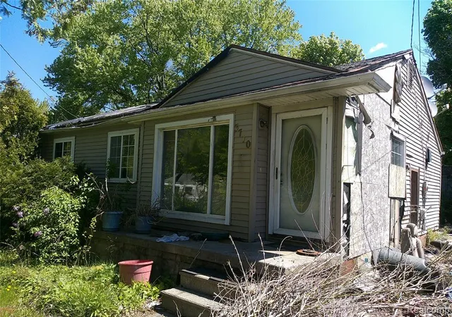 Homes for sale in Flint, MI | 3710 Kellar Ave, Flint, MI 48504 | MLS# 60963068
