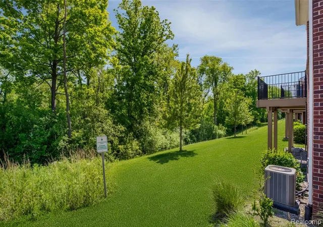 Photo 5 of Condo for sale at 43583 Chancellor Ln, Novi, MI 48375 | MLS# 61021209 | Listing updated on 2026-08-15