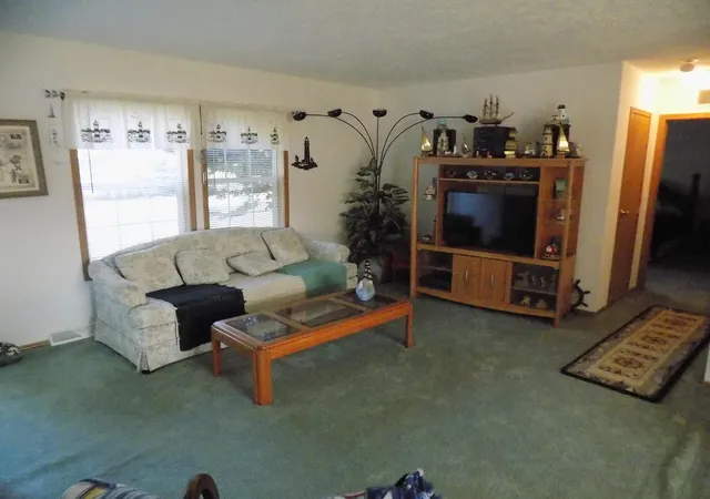 Photo 4 of Single family home for sale at 5454 Heron Cvs Ct, Beaverton, MI 48612 | MLS# 50215581 | Listing updated on 2026-07-21