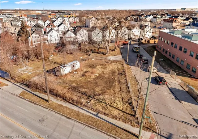 image of 8306 Conant St, Hamtramck, MI 48211 | MLS# 60969469