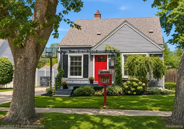 Photo 1 of Sale Pending at 1246 West Blvd, Berkley, MI 48072 | MLS# 61018629 | Listing updated on 2026-08-24