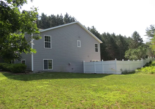 2nd image of 10763 Sweet Lilac Ln, Interlochen, MI 49643 | MLS# 80072343