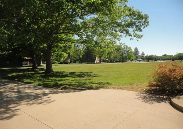 4th image of 8711 Riverbend Dr, South Haven, MI 49090 | MLS# 70541333