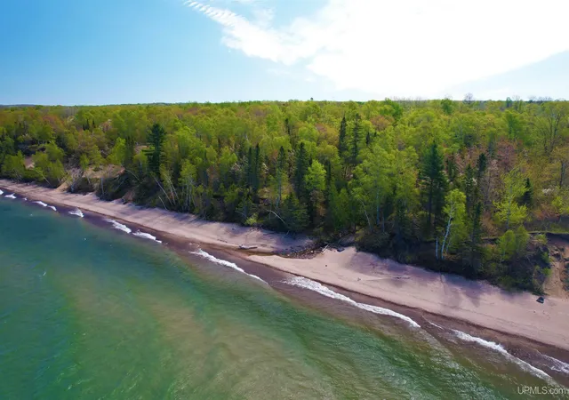 Homes for sale in Hancock, MI | Tbd Lakeshore Dr, Hancock, MI 49930 | MLS# 50210234