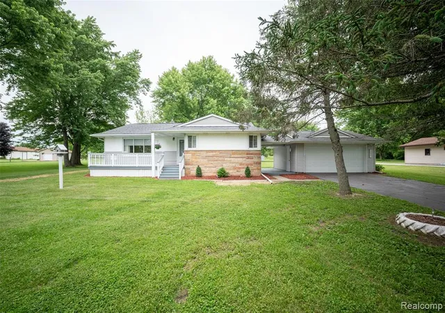 Homes for sale in Clio, MI | 10086 N Lewis Rd, Clio, MI 48420 | MLS# 61005957