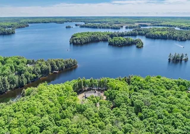 Homes for sale in Watersmeet, MI | 18751 Big Lake Rd, Watersmeet, MI 49969 | MLS# 50210705