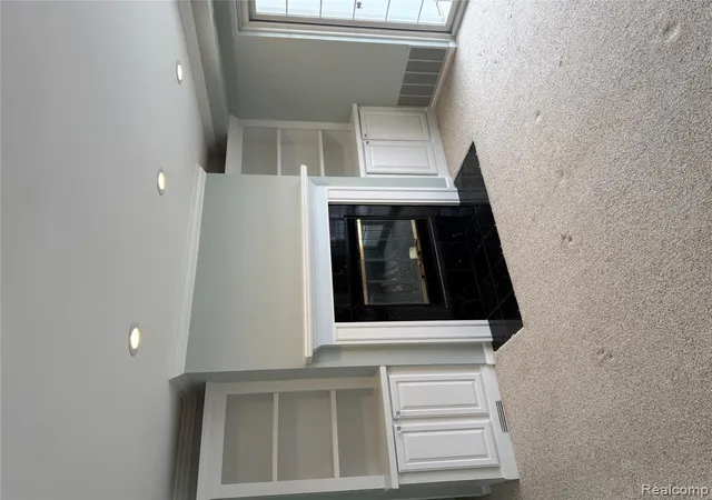 5th image of 3553 Port Cove Dr #34, Waterford, MI 48328 | MLS# 60977105