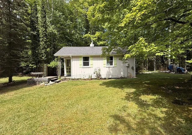 Homes for sale in Kewadin, MI | 12851 Manitou Trl, Kewadin, MI 49648 | MLS# 80069347