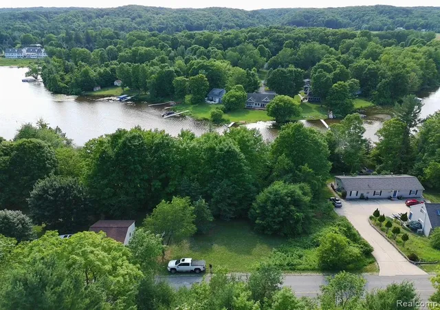 Homes for sale in Central Lake, MI | 2903 Rushton Rd, Central Lake, MI 49622 | MLS# 60994069