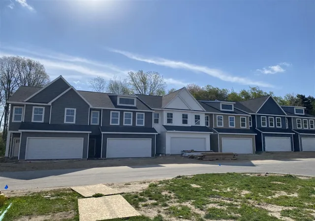Homes for sale in Grandville, MI | 4858 Hidden River Ave #57, Grandville, MI 49418 | MLS# 70527714
