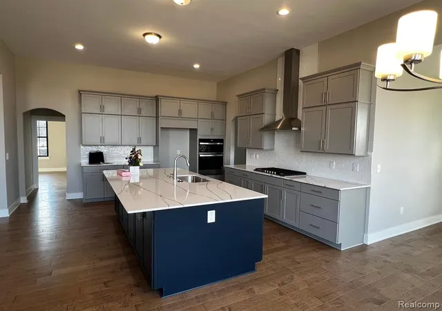 Photo 3 of Sale Pending at 3657 Kinsley Blvd, Ann Arbor, MI 48105 | MLS# 60994009 | Listing updated on 2026-07-07