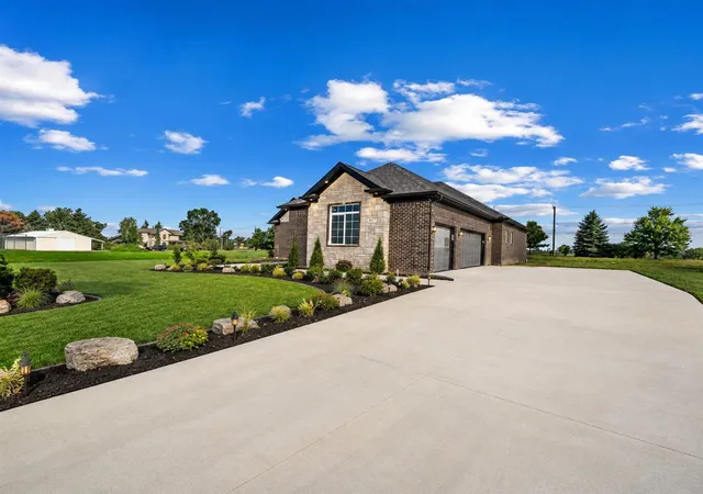 Photo 2 of Single family home for sale at 8561 Cobblestone Dr, Newport, MI 48166 | MLS# 70544078 | Listing updated on 2026-09-09