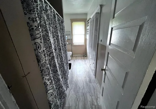 7th image of 1497 Harding St, Detroit, MI 48214 | MLS# 60141948