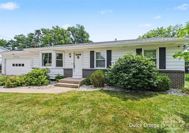 Homes for sale in Grand Rapids, MI | 2700 Pohens Ave, Grand Rapids, MI 49544 | MLS# 70544747