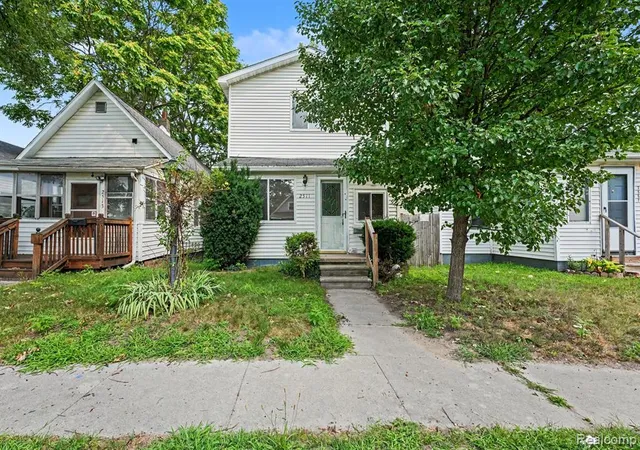 1st image of 2511 Vanness St, Port Huron, MI 48060 | MLS# 61021947