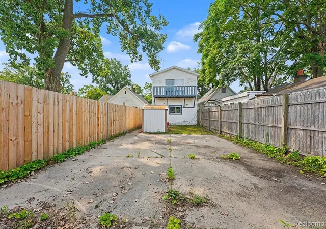 23rd image of 2511 Vanness St, Port Huron, MI 48060 | MLS# 61021947