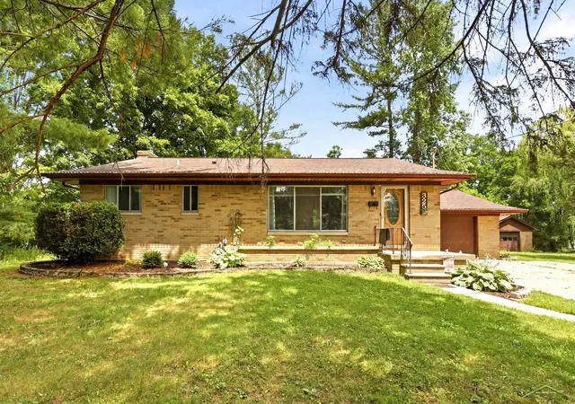 Homes for sale in Mount Morris, MI | 335 Walnut Street Street, Mount Morris, MI 48458 | MLS# 50213598