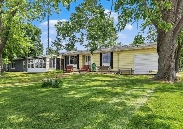 Homes for sale in Coldwater, MI | 534 Fallen Oaks Dr, Coldwater, MI 49036 | MLS# 70539169