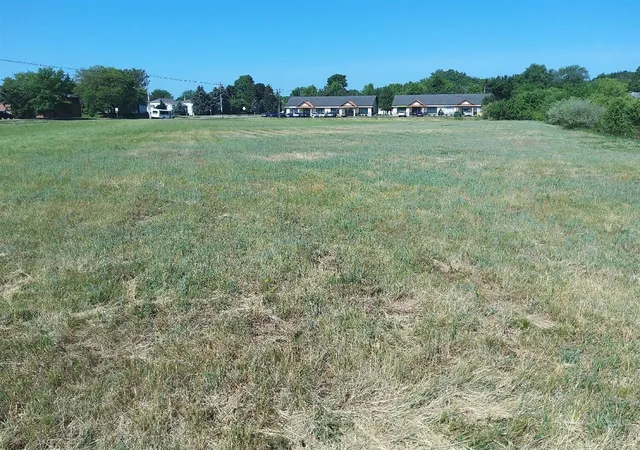 2nd image of 421 E 32nd St, Holland, MI 49423 | MLS# 70315145