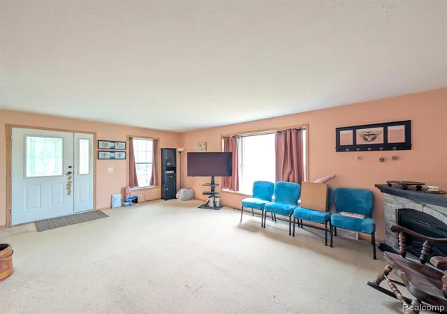 Homes for sale in South Lyon, MI | 11224 Nearbrook Ct, South Lyon, MI 48178 | MLS# 60975980