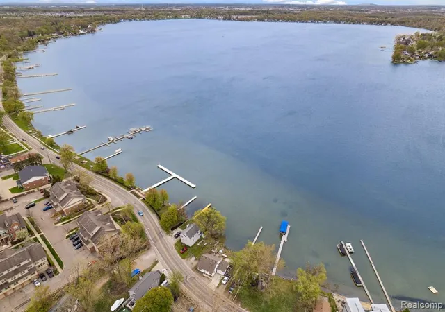Photo 3 of Condo for sale at 488 Village Dr, Walled Lake, MI 48390 3550 | MLS# 61025641 | Listing updated on 2026-08-29