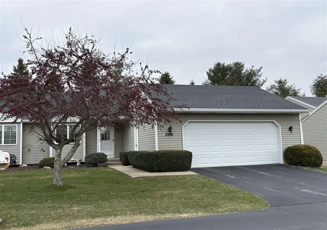 Homes for sale in Jenison, MI | 2891 Parkside Dr, Jenison, MI 49428 | MLS# 70520787