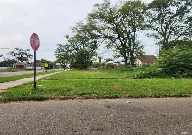 2nd image of 12603 Northlawn St, Detroit, MI 48238 | MLS# 60345300