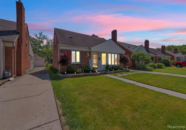 Photo 3 of Single Family Residence at 23241 Oak St, Dearborn, MI 48128 | MLS# 60996049 |  | Sold on 2026-07-08