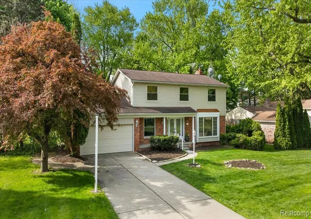 Photo 2 of Single family home for sale at 536 Rolling Rock Rd, Bloomfield Hills, MI 48304 1053 | MLS# 61011433 | Listing updated on 2026-09-19