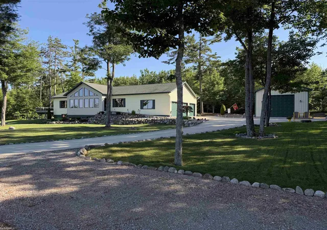 Homes for sale in Ocqueoc, MI | 22870 Us 23 Hwy, Ocqueoc, MI 49759 | MLS# 50214146