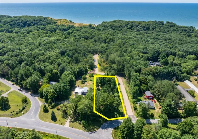 3rd image of 19138 77Th St, South Haven, MI 49090 | MLS# 70511307