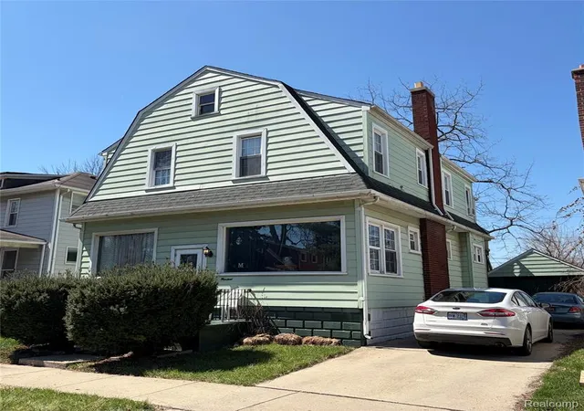 Homes for sale in Wyandotte, MI | 300 2nd St, Wyandotte, MI 48192 | MLS# 60985787