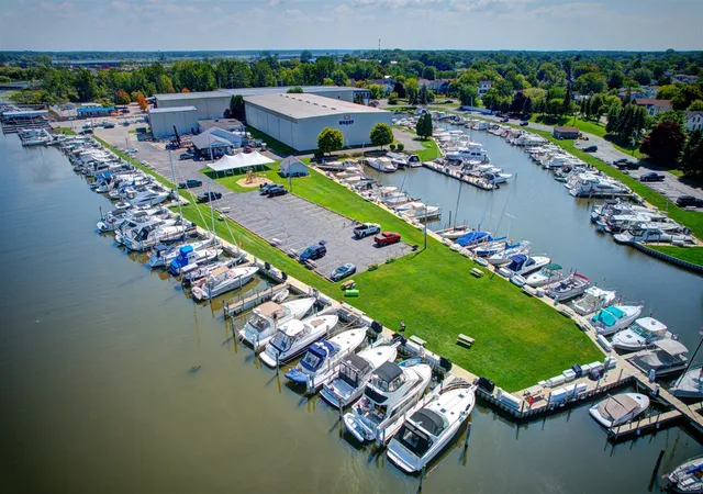 4th image of 66 Wharfside, Grand Haven, MI 49417 | MLS# 70503371
