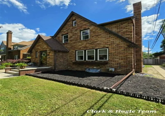 4th image of 425 West St, Lansing, MI 48915 | MLS# 70540812