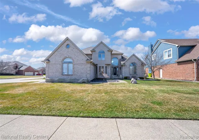 Homes for sale in Macomb, MI | 56175 Saint Andrews Dr, Macomb, MI 48042 1150 | MLS# 60981591