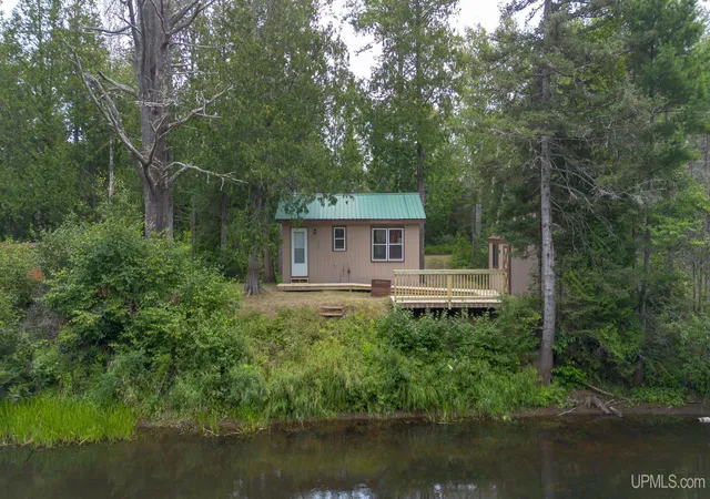 Photo 2 of Single family home for sale at 1750 S Iron Pin Trl, Gwinn, MI 49841 | MLS# 50219800 | Listing updated on 2026-08-31