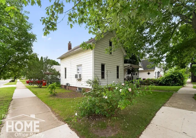 Homes for sale in Owosso, MI | 801 Michigan Ave, Owosso, MI 48867 | MLS# 50212729