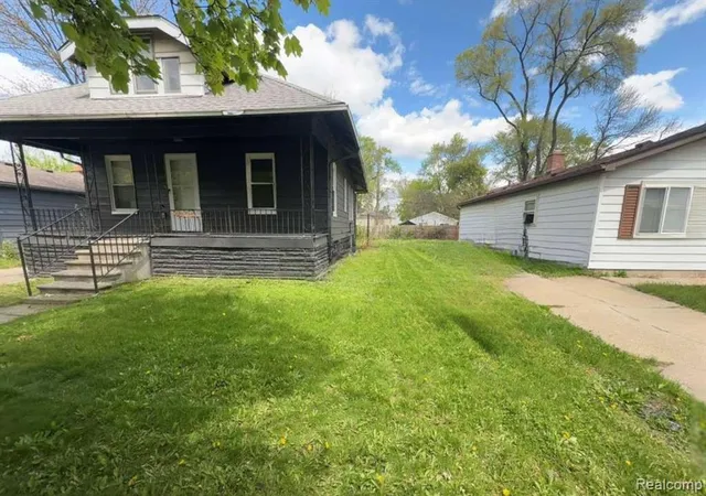 Photo 2 of Single family home for sale at 1317 E Muir Ave, Hazel Park, MI 48030 2668 | MLS# 61004112 | Listing updated on 2026-08-25