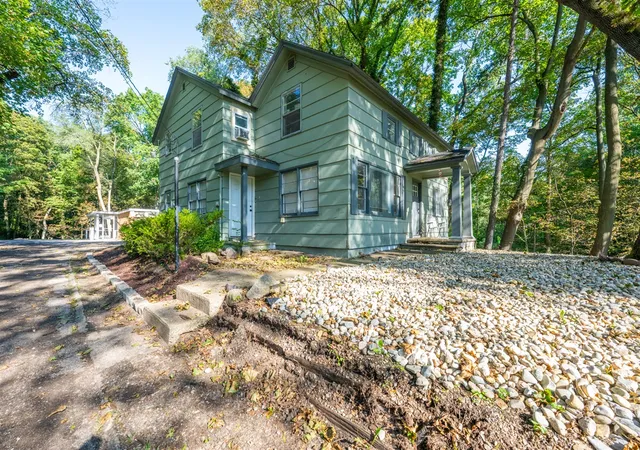 Photo 1 of Multi family home for sale at 1298 Colfax Ave, Benton Harbor, MI 49022 | MLS# 70550919 | Listing updated on 2026-08-28