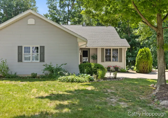 Homes for sale in Saranac, MI | 6733 Beechwood Dr, Saranac, MI 48881 | MLS# 70544525